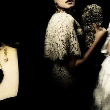 Toda noiva quer estar linda no dia do casamento. E além do vestido e do sapato, as jóias são complementos importantes. Para noivas que gostam de um estilo diferente, os modelos inspirados na época barroca, de Dolce &amp; Gabbana são perfeitas inspirações. 