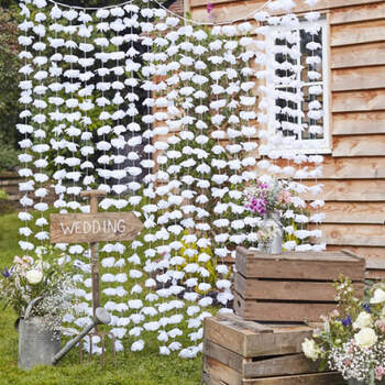 Cortina de fondo floral- Compra en The Wedding Shop