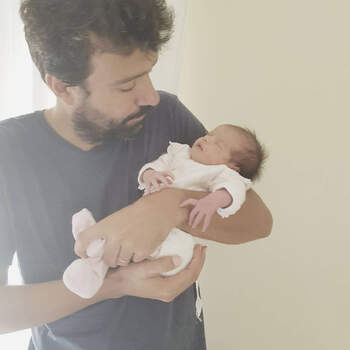 Miguel Araújo e a mulher, Ana Sequeira, deram este ano uma irmã aos dois filhos mais velhos, Joaquim, de cinco anos, e Luís, de três. Foto: Instagram Miguel Araújo