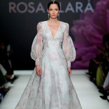 Rosa Clara Collezione 2023 dalla Barcelona Bridal Week
