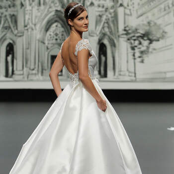 Credits: Barcelona Bridal Fashion Week