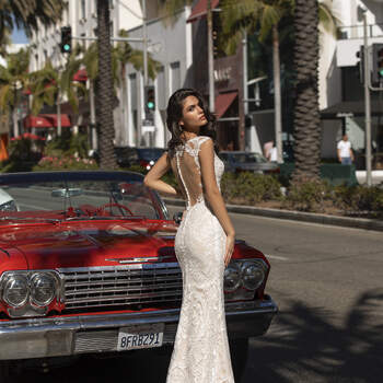 Vestido de noiva modelo Loren da coleção Pronovias 2021 Cruise Collection