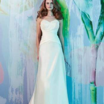 O vestido de noiva é uma escolha muito particular e deve seguir o estilo da noiva. Veja a linda coleção Fiorinda, de Carlo Pignatelli e inspire-se na elegância dos modelos do estilista italiano.