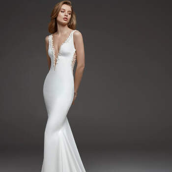 Claudine, Pronovias