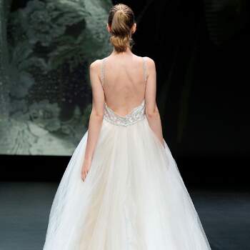 Valentini 2021 | Valmont Barcelona Bridal Fashion Week 