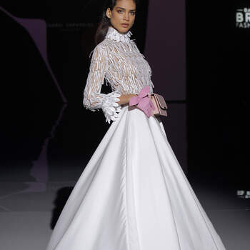 Isabel Zapardiez. Credits_ Barcelona Bridal Fashion week