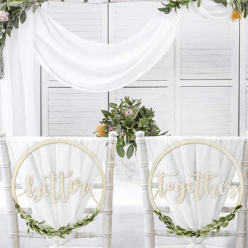 Decoración Sillas de Novios "Better Together"- Compra en The Wedding Shop