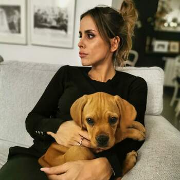 Gonçalo Uva partilhou uma foto da sua Carolina com um cachorrinho. «Valentine», diz apenas na legenda. IG @goncalouva