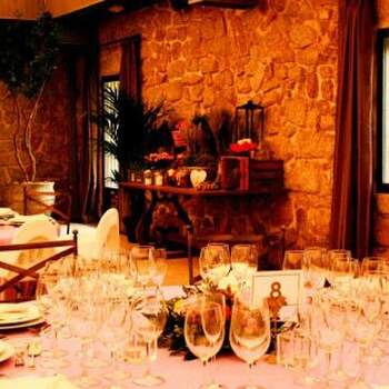 Detalle de una de las mesas para el banquete de los novios. Foto: <a href="http://zankyou.9nl.de/ug3e" target="_blank">Soto de Cerrolén.</a>
