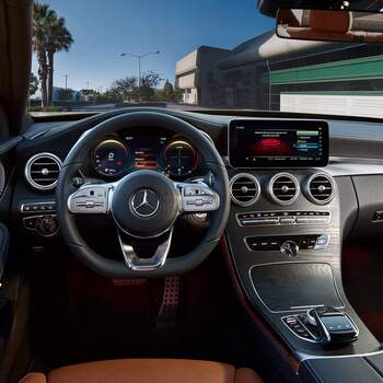 Photo : Mercedes-Benz Rent