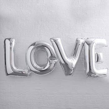 Globo letras LOVE plateadas- Compra en The Wedding Shop