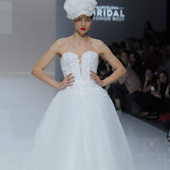 Credits: Barcelona Bridal Fashion Week