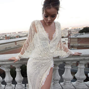 Um dos nomes mais comentados na alta-costura para vestidos de noiva nos últimos anos, os vestidos de Inbal Dror arrancam suspiros. Inspire-se nas modelagens impecáveis e muita sofisticação!
