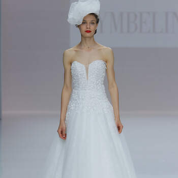 Credits: Barcelona Bridal Fashion Week