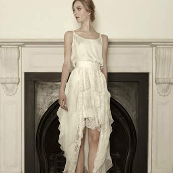 Uma colecção de vestidos de noiva sofisticada e elegante, assinada pela estilista grega Sophia Kokosalaki.