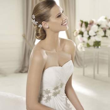 Os vestidos de noiva com pedrarias e bordados fazem a cabeça e o estilo de muitas noivas. Confira estes modelos únicos e encontre o seu modelo de vestido de noiva bordado.