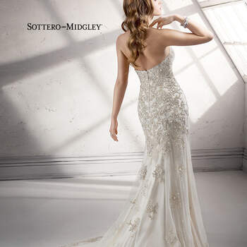 Swarovski crystal beaded embroidered lace sparkles atop tulle over Evita satin in this sheath gown with romantic sweetheart neckline. Pearl buttons adorn an inner corset zipper closure.


<a href="http://www.sotteroandmidgley.com/dress.aspx?style=4SK947" target="_blank">Sottero &amp; Midgley Platinum 2015</a>