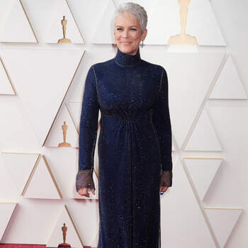 Jamie Lee Curtis arrives on the red carpet of the 94th Oscars® at the Dolby Theatre at Ovation Hollywood in Los Angeles, CA, on Sunday, March 27, 2022.