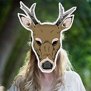 Atrezzo photocall máscara de ciervo- Compra en The Wedding Shop