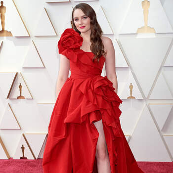 Amy Forsyth arrives on the red carpet of the 94th Oscars® at the Dolby Theatre at Ovation Hollywood in Los Angeles, CA, on Sunday, March 27, 2022.