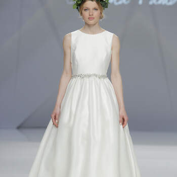 Credits: Barcelona Bridal Fashion Week