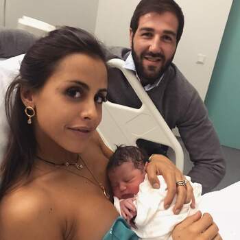 Carolina Patrocínio e Gonçalo Uva foram pais pela terceira vez em março de 2018.  | Foto via Instagram @carolinapatrocinio