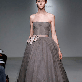 La proposition sur les tons bruns de Vera Wang.