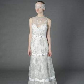 O vestido de noiva é uma escolha muito pessoal de cada noiva. Veja esta linda seleção de vestidos Douglas Hannant e inspire-se!