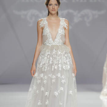 Credits: Barcelona Bridal Fashion Week