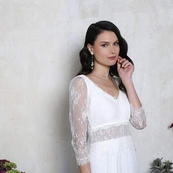 Robe de mariée intemporelle modèle Argentine - Crédit photo: Elsa Gary