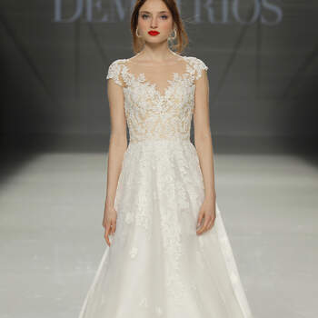 Demetrios. Credits: Barcelona Bridal Fashion Week