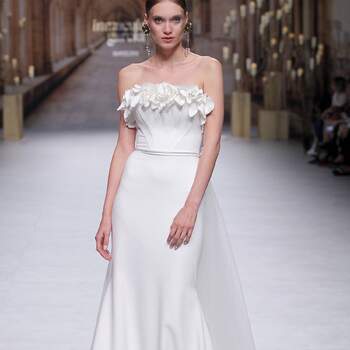 Inmaculada Garcia. Credits: Valmont Barcelona Bridal Fashion Week