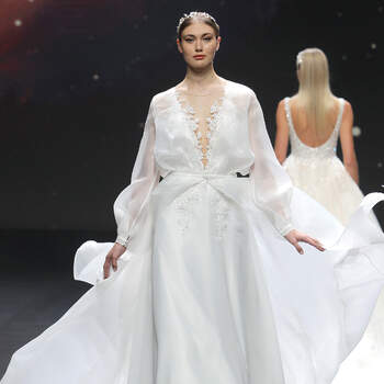 Demetrios 2021 | Valmont Barcelona Bridal Fashion Week 