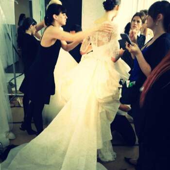 Diretamente da New York bridal week 2013, os vestidos de noiva Marchesa marcaram presença. Confira esses belíssimos vestidos de noiva e inspire-se para o seu!