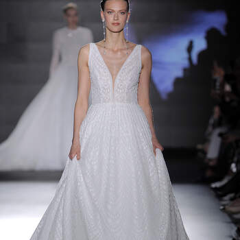 Credits: Barcelona Bridal Fashion Week