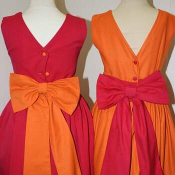Ravissantes robes fuchsia et orange pour petite fille d'honneur.