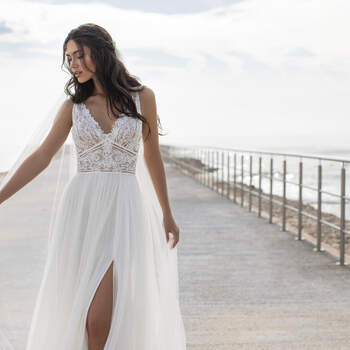 Photo: Pronovias 2021 Cruise Collection