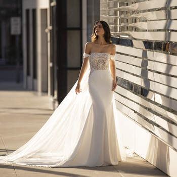 Vestido de noiva modelo Novak da coleção Pronovias 2021 Cruise Collection
