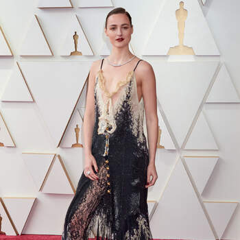 Renate Reinsve arrives on the red carpet of the 94th Oscars® at the Dolby Theatre at Ovation Hollywood in Los Angeles, CA, on Sunday, March 27, 2022.