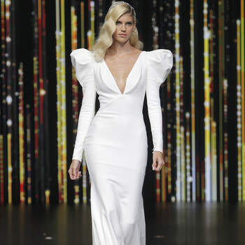 Pronovias. Credits_ Barcelona Bridal Fashion Week