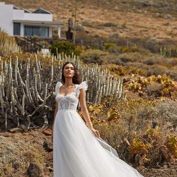 Pronovias Premiere 2021. Modelo Carlin