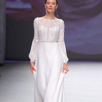 Aire Barcelona. Credits: Valmont Barcelona Bridal Fashion Week