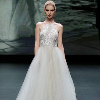 Valentini 2021 | Valmont Barcelona Bridal Fashion Week 