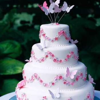 Blanca y rosa, esta tarta es espectacular. Foto: My wedding cakes