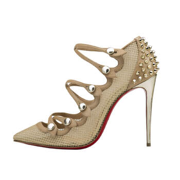 From Classic to Fantastic: Christian Louboutin 2016 Collection