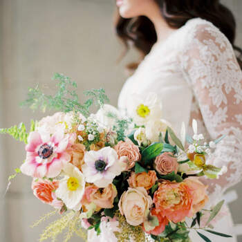 Bouquet de mariée fleurs multicolores
Erich McVey Photography