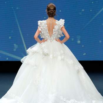 Amelia Casablanca 2021 | Valmont Barcelona Bridal Fashion Week 