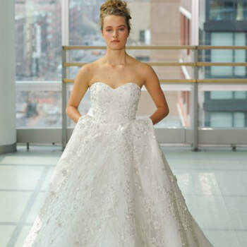 Entdecken Sie die schönsten Brautkleider mit Herzausschnitt!