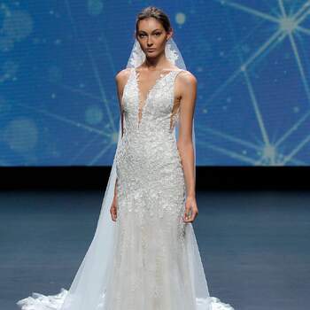 Amelia Casablanca 2021 | Valmont Barcelona Bridal Fashion Week 