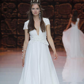 Inmaculada Garcia. Credits: Barcelona Bridal Fashion Week